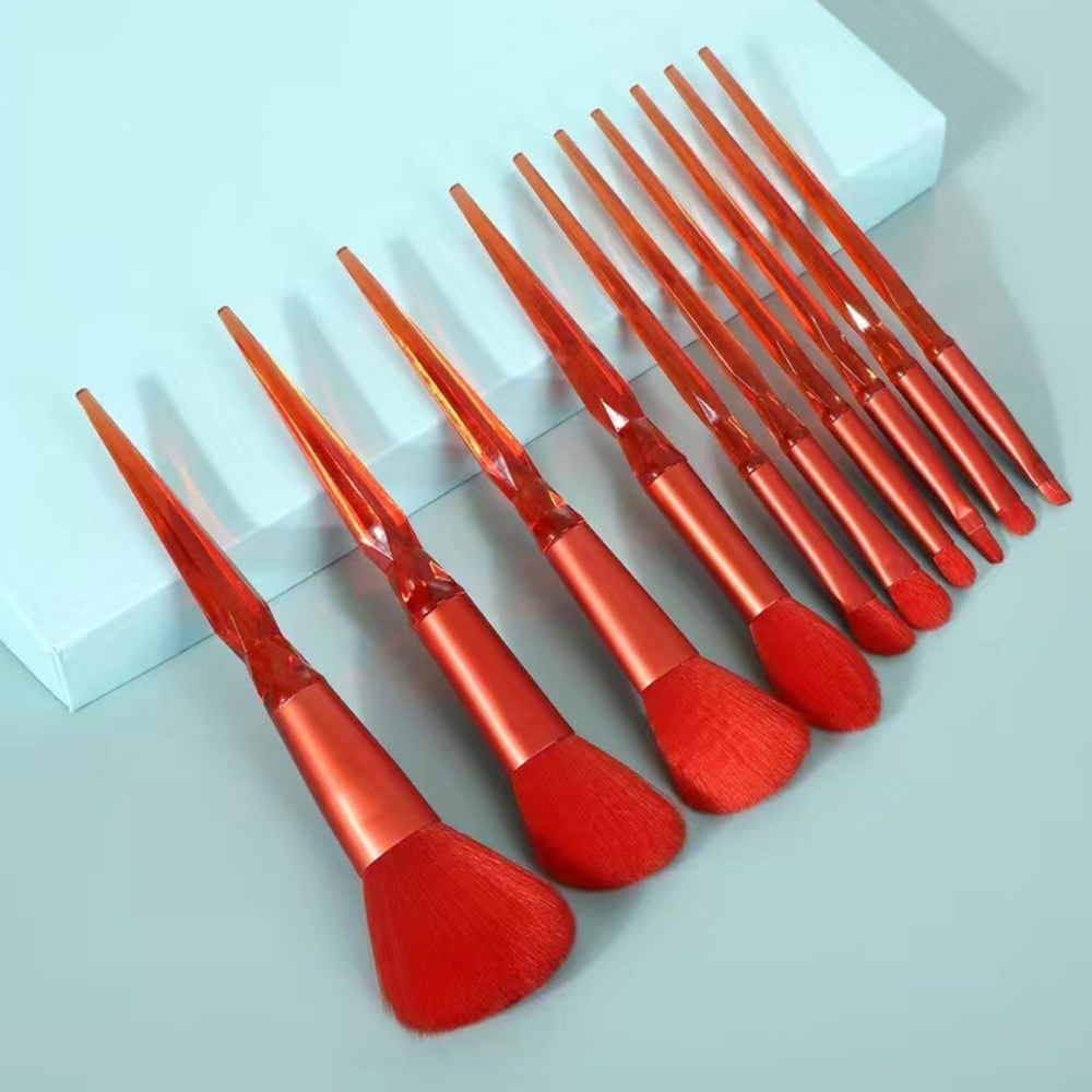 NWT Crystal Gem 10 Piece Set of Fire Red Makeup Brushes